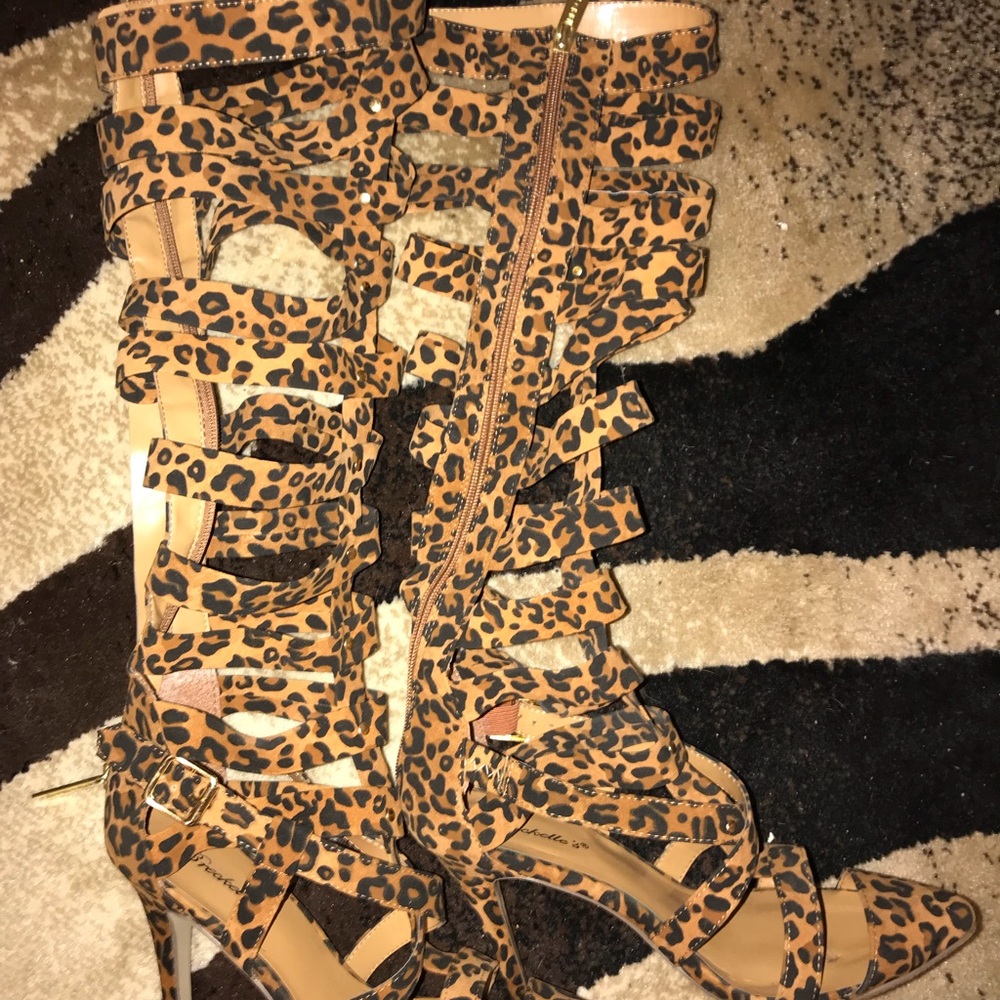Leopard Heels - Picture 6 of 8